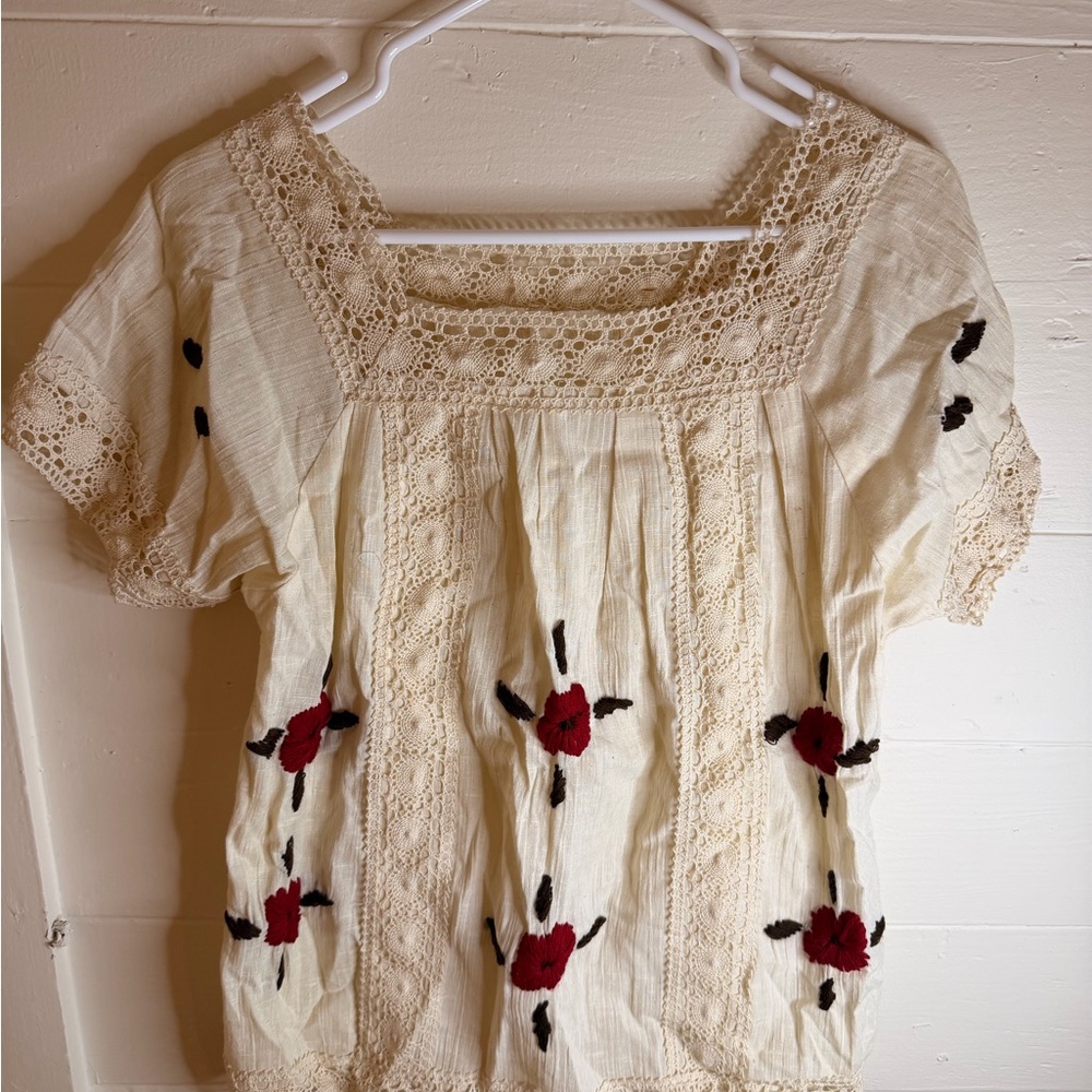 Vintage Embroidered Cream Peasant Top with Red Floral Accents